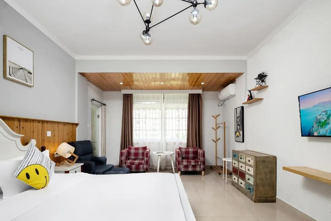 Sanya Stop & Go Boutique Hotel